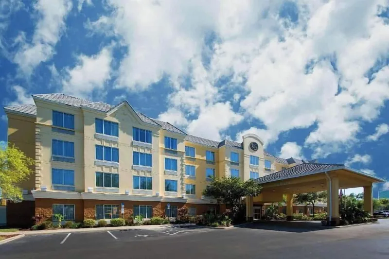 Comfort Suites near Universal Orlando Resort
